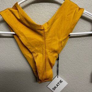 Skatie Honey Mandi Bottom- Small